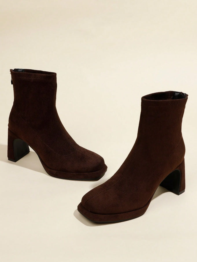 Dorsay heel Oxford boots