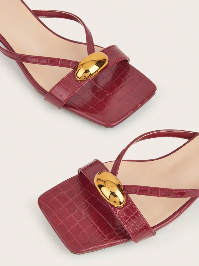Kitten heel crocodile sandals
