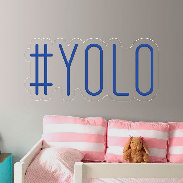 Neón You Only Live Once